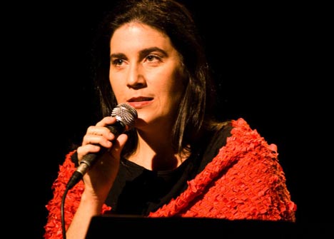 Mônica Salmaso, a emoção nos intervalos do silêncio