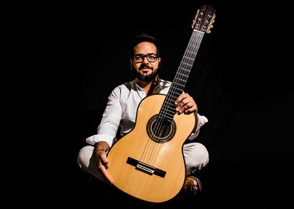 Cainã Cavalcante interpreta Garoto